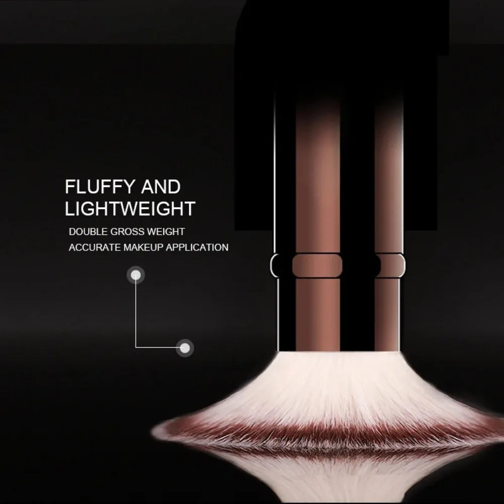 Seamless Finish Foundation Brush, Soft Fiber Hair, Fashionable Design, Single Makeup Brush for Flawless Application & Smooth Cov