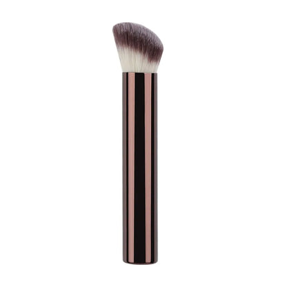 Seamless Finish Foundation Brush, Soft Fiber Hair, Fashionable Design, Single Makeup Brush for Flawless Application & Smooth Cov